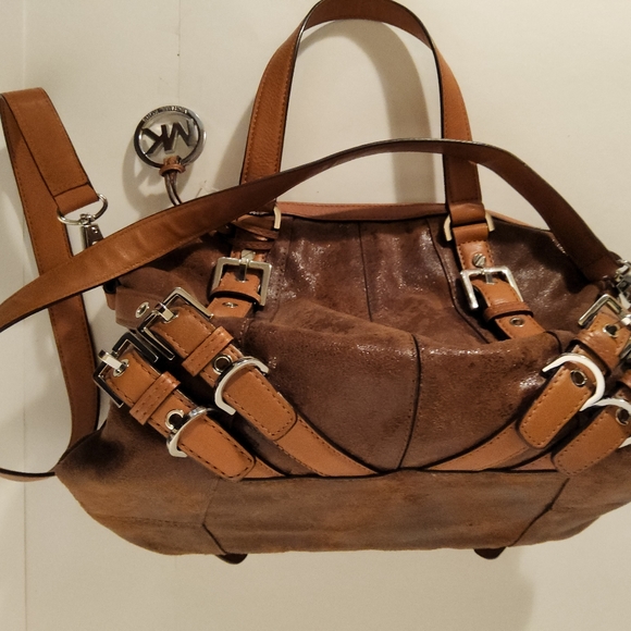 Micheal Kors Milo Distressed Suede Sachel Handbag. - Picture 3 of 6